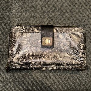 Sakroots Women's Black & White Smartphone Zip Wallet/Crossbody Bag Purse